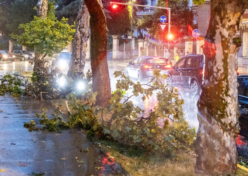 Opasno nevrijeme u Istri: Sedam ozlijeđenih, troje teže, čak 118 intervencija vatrogasaca