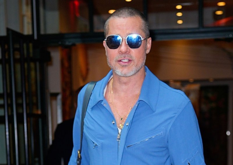 Samo Brad Pitt bi se usudio nositi ovako nešto: Kriza srednjih godina sve je jasnija