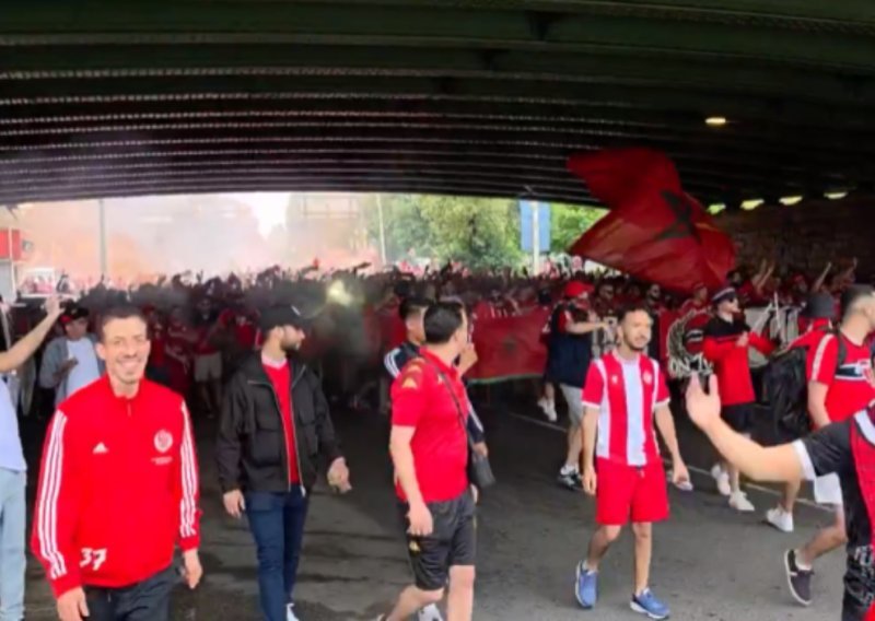 Tko kaže da ovo SP ne zanima nikoga? Potegli 6000 km da bi napravili ludnicu pred City