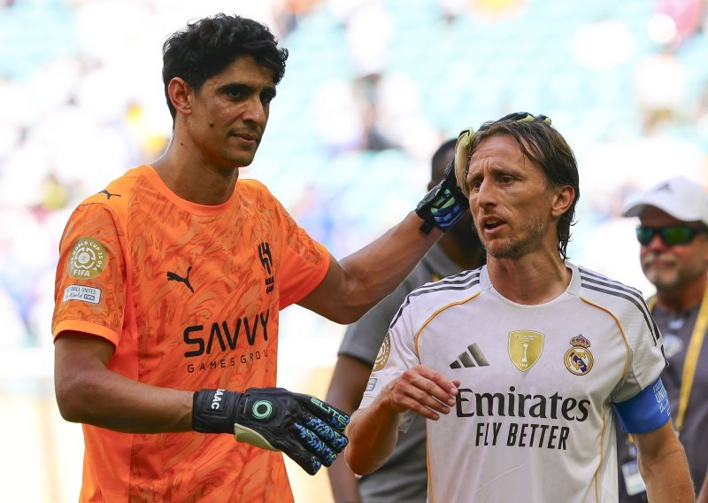 Iznenađeni Španjolci napadaju Alonsa: 'Zašto ti Modrić igra!?'