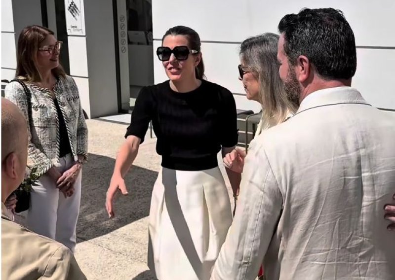 Ništa nisu prepustile slučaju: Kći i unuke Grace Kelly modno usklađene u zajedničkom izlasku