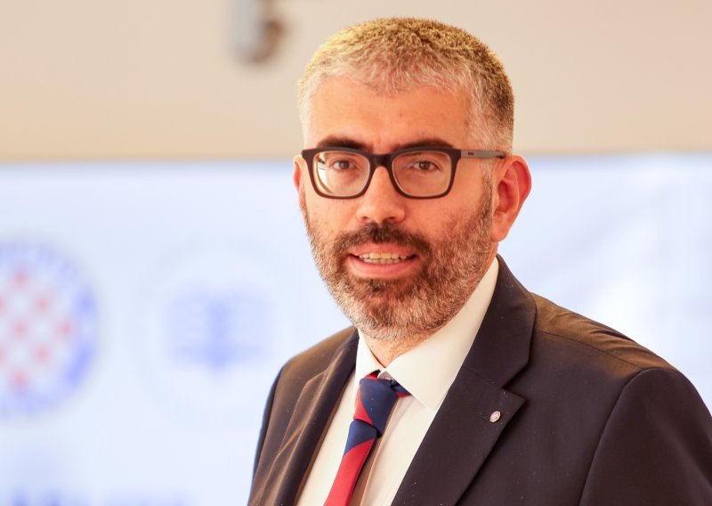 Bilić žestoko odgovorio Štimcu: 'On je nebitan lik!'
