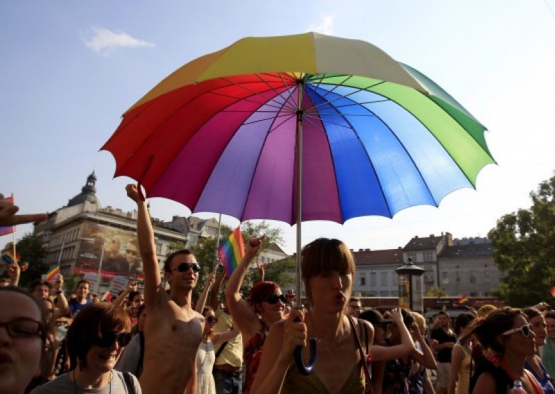 Srbija. Zbog gay parade otkazano kolo srpske lge