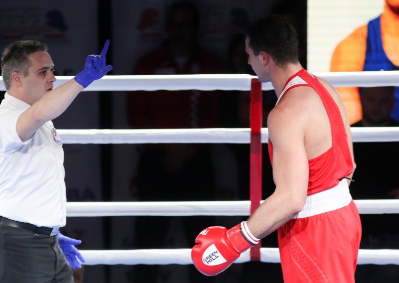 Pogledajte težak nokaut i prvi poraz u karijeri hrvatskog teškaša