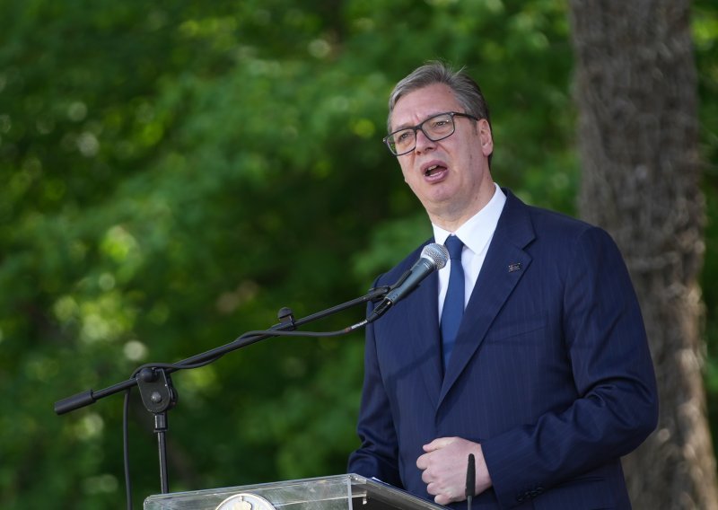 Vučić protjerao crnogorskog redatelja poslije kolumne o njemu, bio na informativnom razgovoru