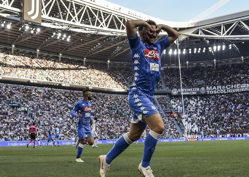 Bio je ikona Napolija i Belgije, sada odlazi u mirovinu