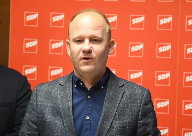 Klub SDP-a umjesto Peđe Grbina za potpredsjednika Sabora predlaže Mišela Jakšića