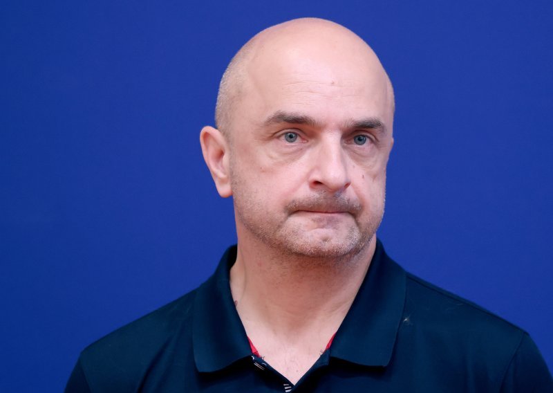 Hrvatski eurozastupnik napustio sjednicu odbora: 'Slovenska desnica lažno prikazuje povijest'