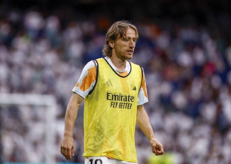 Sve se zna; evo kada Modrić potpisuje za Milan i zašto neće odmah na pripreme