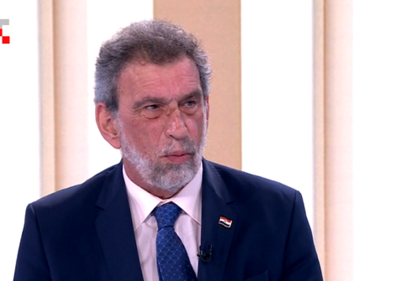 Fuchs: 'Javnost ima iskrivljenu sliku, čak 70 posto učenika upisuje strukovne škole'
