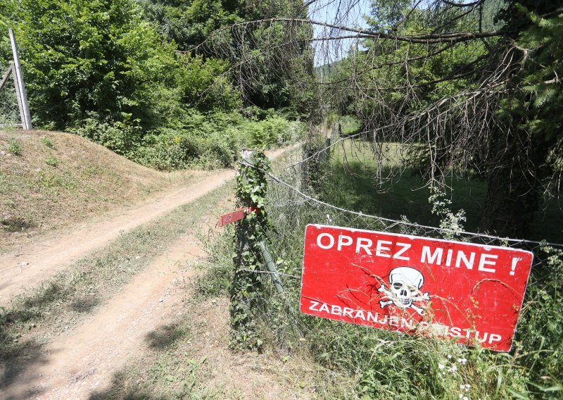 Eksplozija u bivšem vojnom skladištu, poginuo pirotehničar
