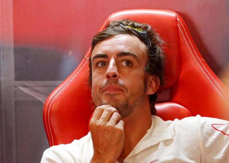 Alonso najavio moguću predaju u borbi s Vettelom