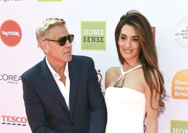 Romantika na crvenom tepihu: Ovako je George Clooney pokazao koliko je zaljubljen u Amal