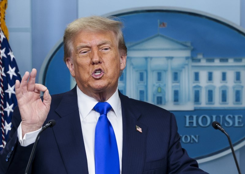 Trump poludio na susjede: 'Kanada je napala našu zemlju, prekidamo sve pregovore'