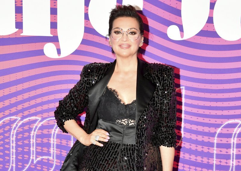 Od hit sandala do najpoželjnije torbe: Nina Badrić sve je zadivila u ljetnom izdanju