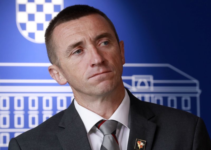 Oporba: HDZ izmišlja utješnu funkciju za uhljebljivanje Penave