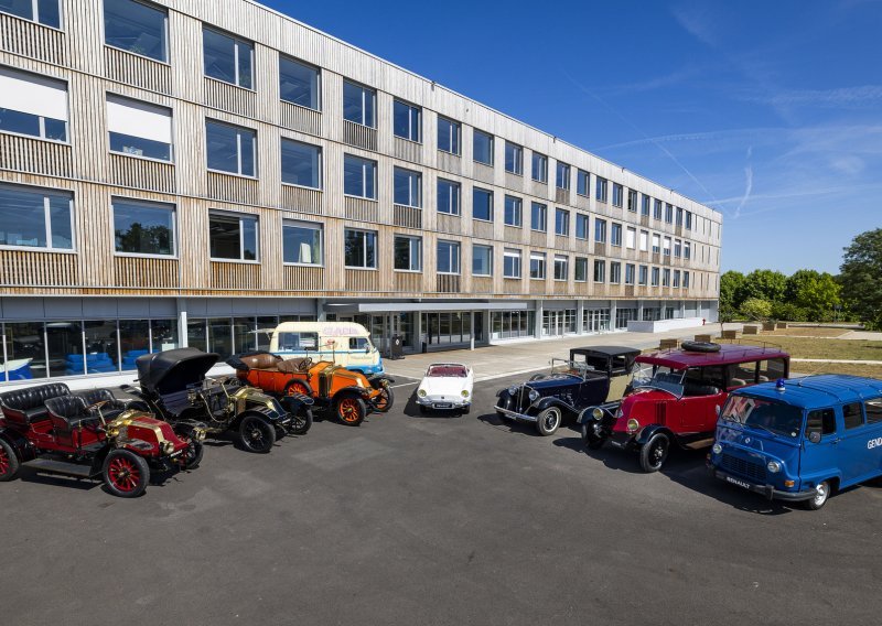 Renault najavljuje jedinstveni projekt baštine: 'Uronite' 2027. u njihovu automobilsku povijest