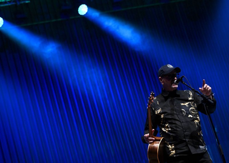 Izložba The Vlatko Stefanovski Experience u Zagrebu: Pedeset godina karijere legendarnog gitarista