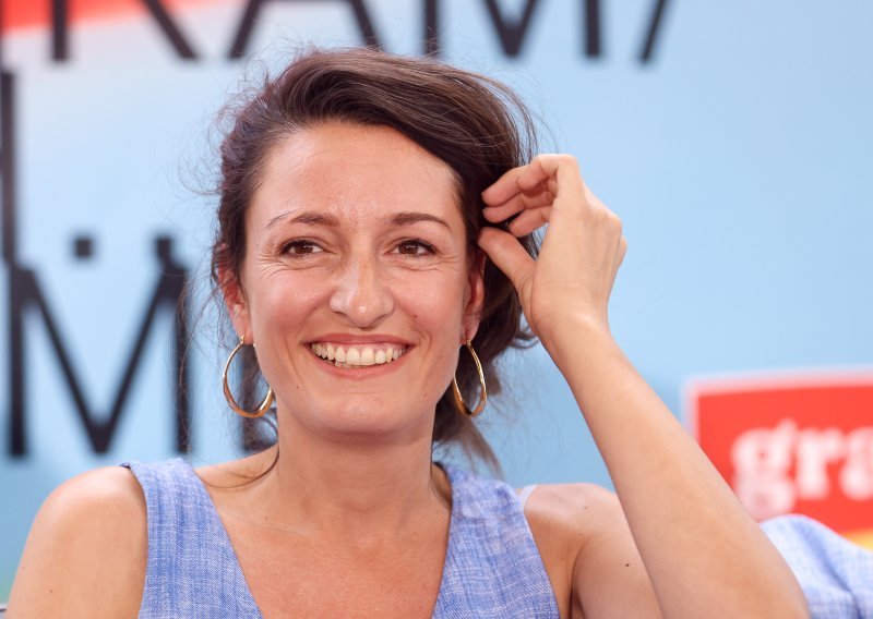 Divne vijesti: Domaća glumica objavila da je trudna