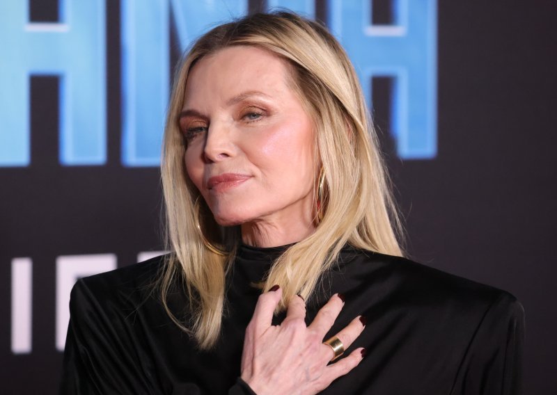 Michelle Pfeiffer bez trunke šminke: Pogledajte kako izgleda u 68. godini života