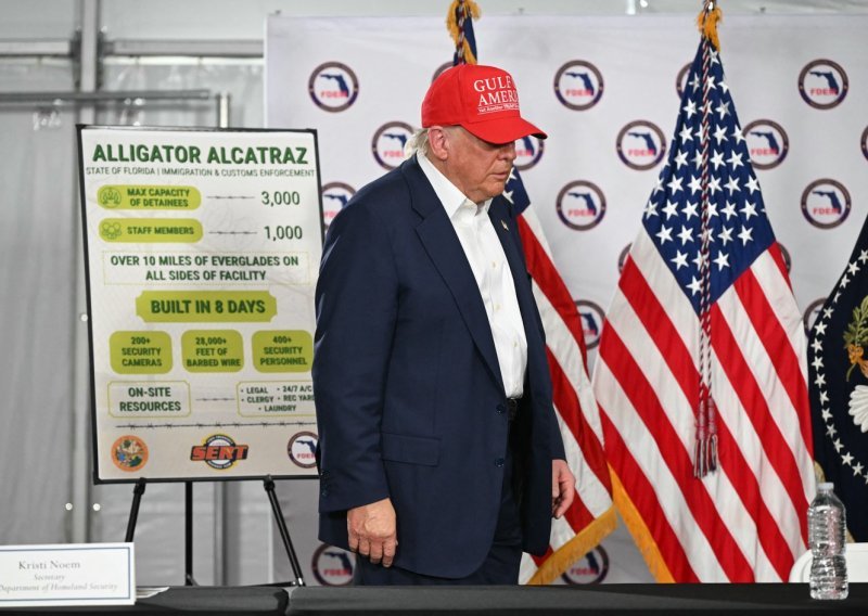 Pritvorski centar usred močvara Floride okružen aligatorima i pitonima: Evo što se zna o 'Aligator Alcatrazu'