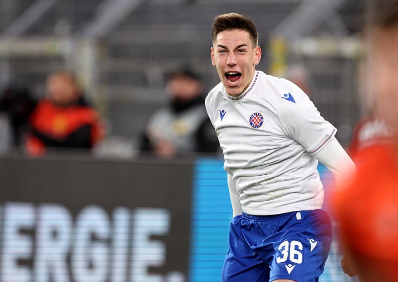Igrao je za Hajduk u finalu Lige prvaka mladih, ali sada je napustio Split