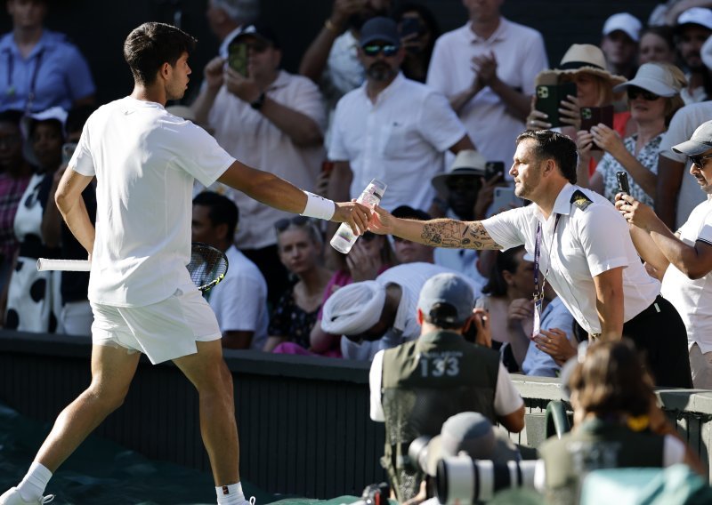 Velika gesta Alcaraza. Evo što je napravio u dramatičnoj situaciji na Wimbledonu