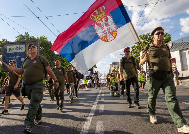 Buldožer koalicija došla na naplatu: Je li desnica preotela studentske prosvjede u Srbiji?