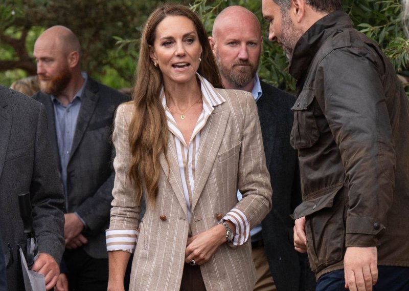 Kate Middleton ne izlazi iz omiljenih tenisica koje su uvijek među najpoželjnijima