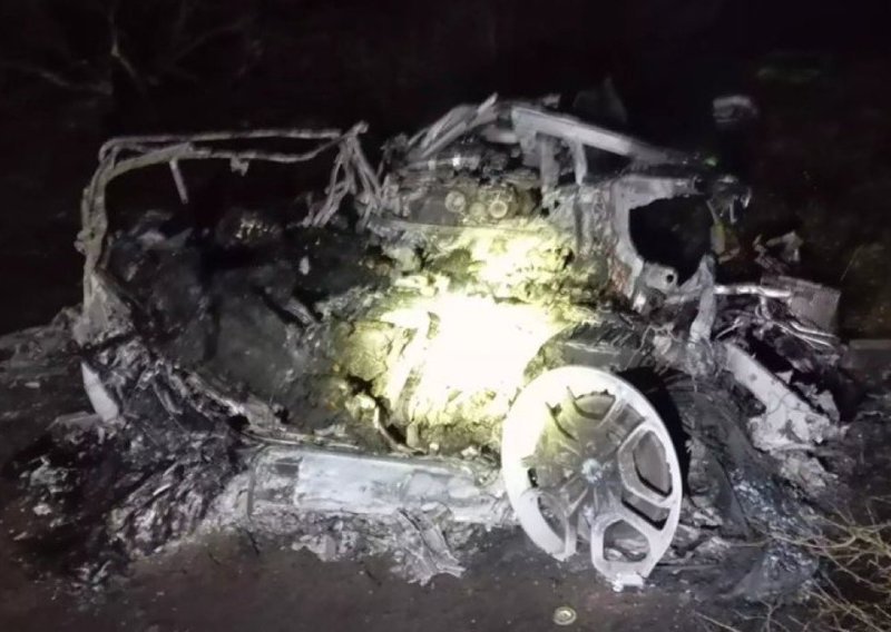 Objavljena snimka; vozač kamiona snimio Jotin Lamborghini u plamenu