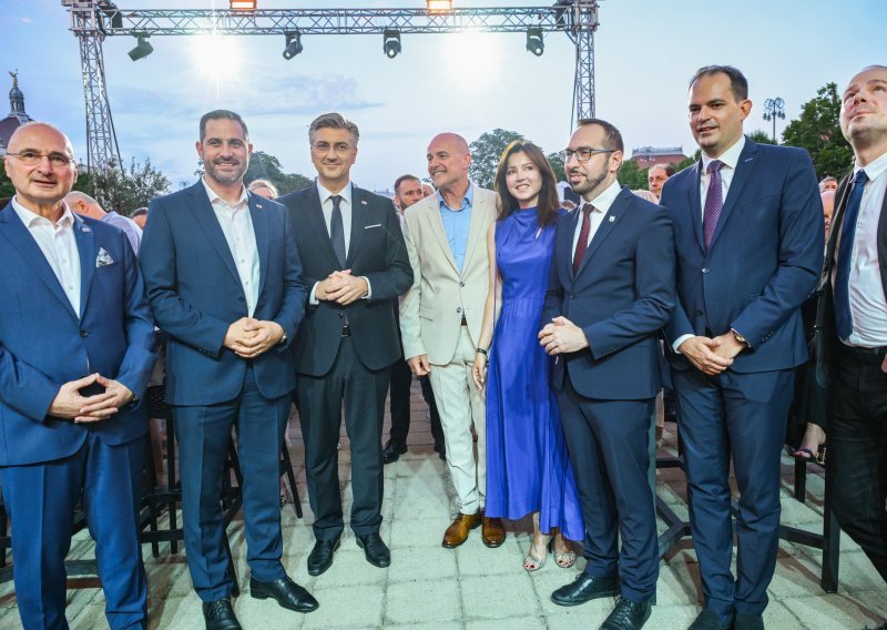Hotel Esplanade proslavio 100 godina, na svečanosti i brojni političari