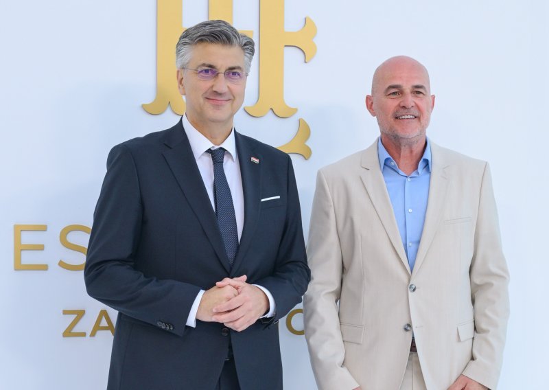 Svi pričaju o novom izgledu Andreja Plenkovića: Premijer otkrio kako je izgubio kilograme