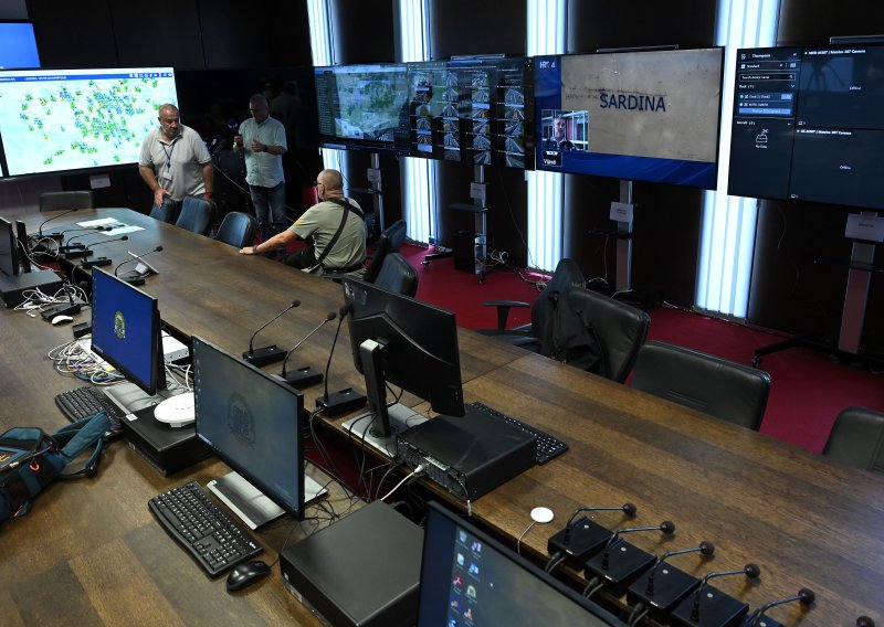 Zbog Thompsonova koncerta MUP izgradio vlastitu virtualnu mobilnu vezu