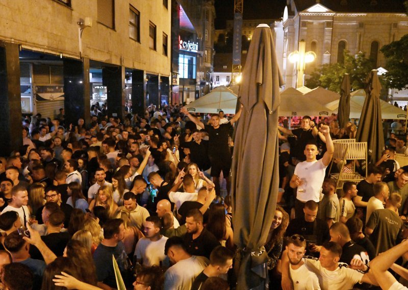 Thompsonovi fanovi preplavili centar Zagreba, ovako je izgledalo sinoć na Cvjetnom