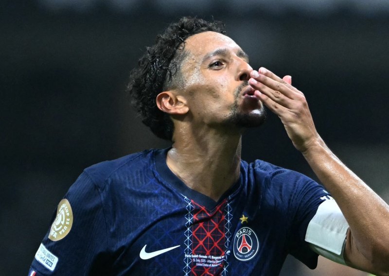 PSG srušio Bayern za polufinale SP-a! Derbi obilježile ozljede Stanišića i Musiale