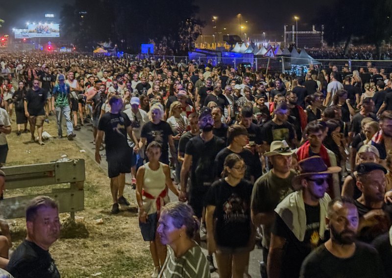 FOTO Ljudi odlaze s Hipodroma, veliki zastoj na Mostu slobode, ljudi stoje na mjestu