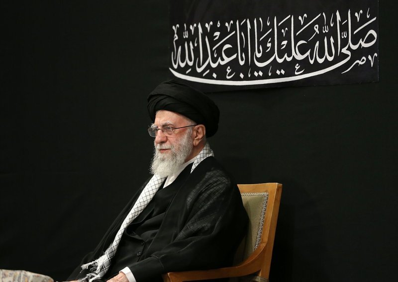 Iranski vrhovni vođa pojavio se u javnosti