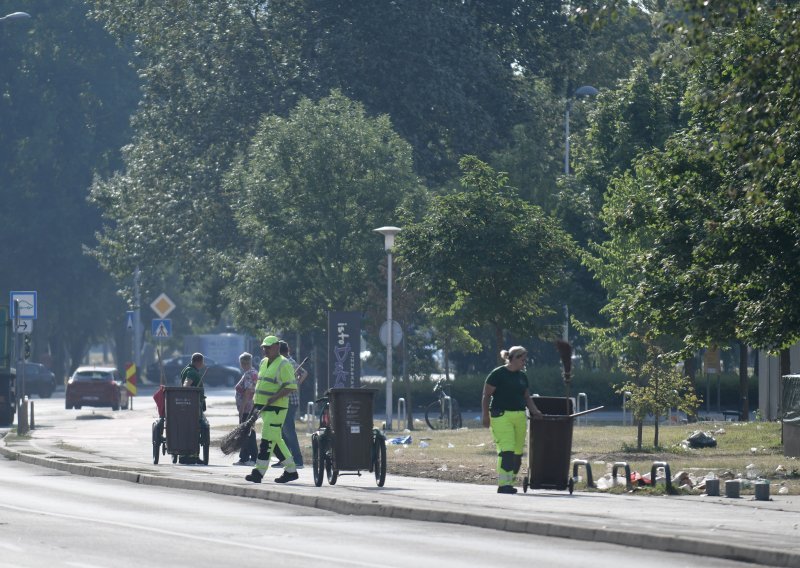 Radnici Čistoće nakon koncerta imaju pune ruke posla, s čišćenjem počeli u tri ujutro