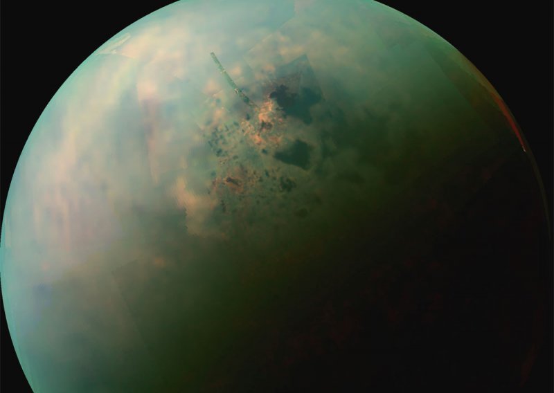Proljeće na Titanu otkrilo jezera, rijeke i slane pustinje