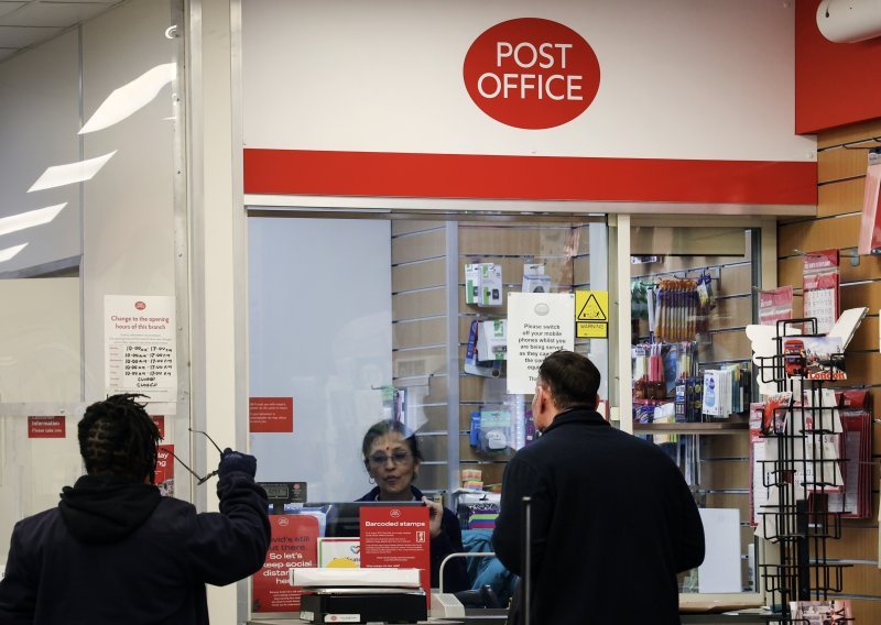 Povijesni skandal u Britanskoj pošti možda je uzrokovao 13 samoubojstava
