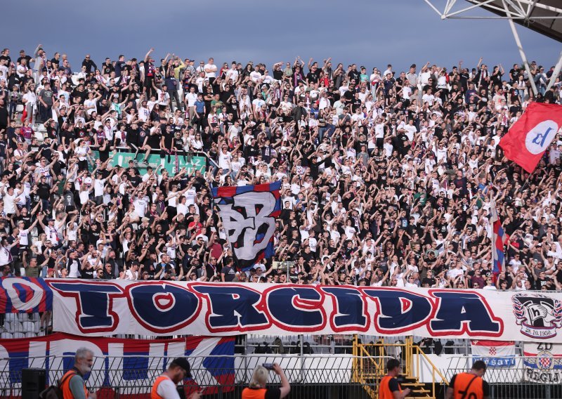 Naš Hajduk: 'Dosta je praznih obećanja, potreban je novi stadion'