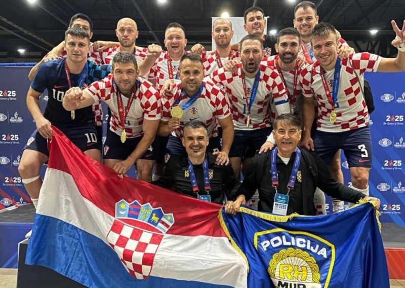 Božinović se na Facebooku pohvalio: 'Malonogometna reprezentacija MUP-a RH uzela svjetsko zlato'
