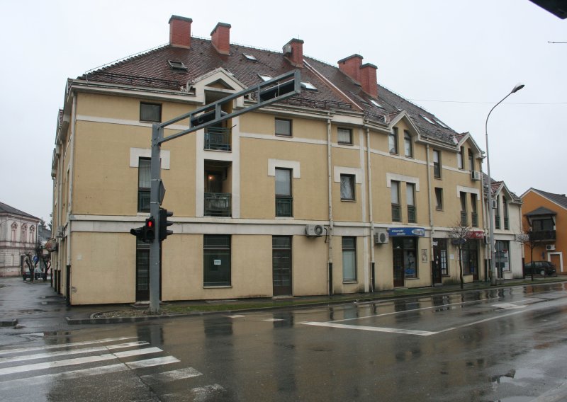 U Bjelovaru na nogostupu pronađen mrtav muškarac