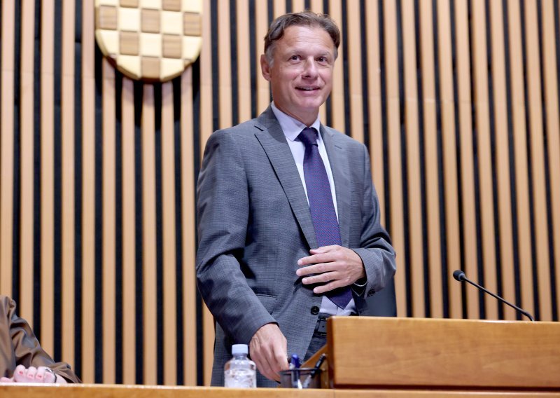 Jandroković: Dušebrižnici svode događaj za pamćenje na poklič iz jedne pjesme