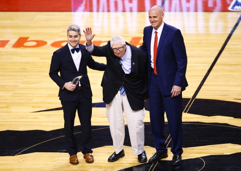 Preminuo legendarni trener Utah Jazza