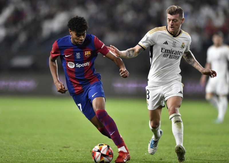 Toni Kroos 'školovao' mladu zvijezdu Barcelone: Nogometna karijera ti nije sprint...
