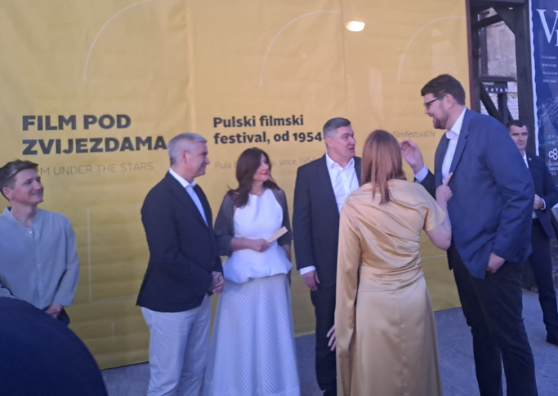 Sanja Musić Milanović iznenadila neobičnim ljetnim topom
