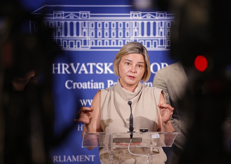 Benčić: Premijer sa suradnicima otvoreno rehabilitira ustaštvo i NDH