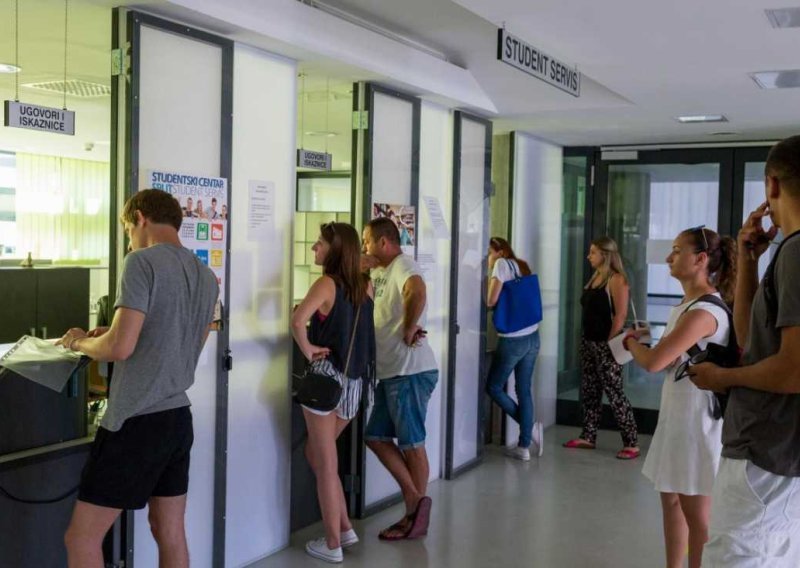 Raznovrsna ponuda studentskih poslova: Za neke se može dobiti i 15 eura po satu. Evo što se nudi