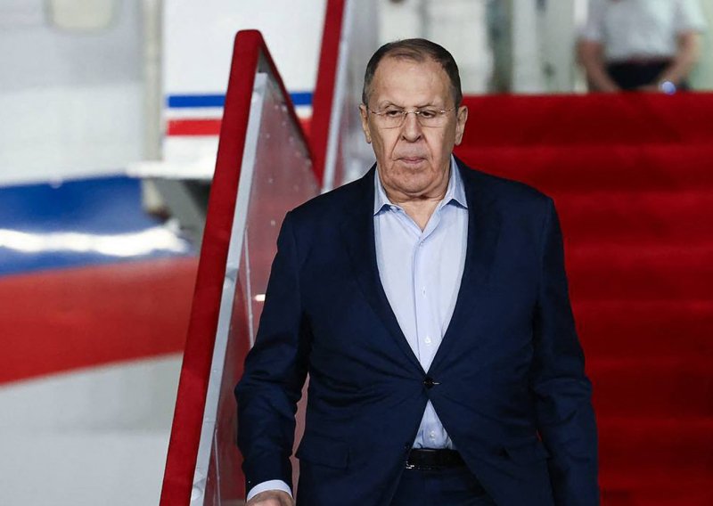 Lavrov opleo po Amerikancima: Prekršili su dogovor!